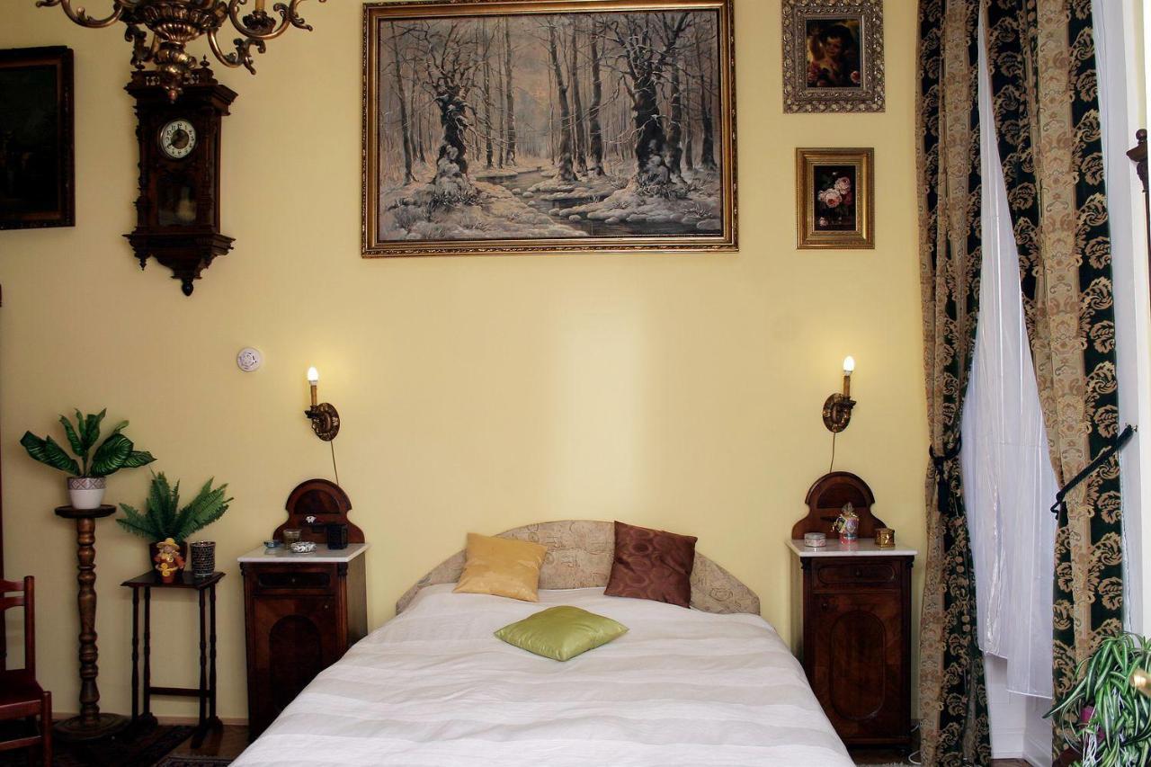 Central Ferenciek Apartments บูดาเปสต์ ภายนอก รูปภาพ
